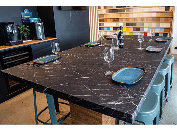 Cover Styl High-resistant Stone HRU50 Nero Marquina  1,22x1m 
