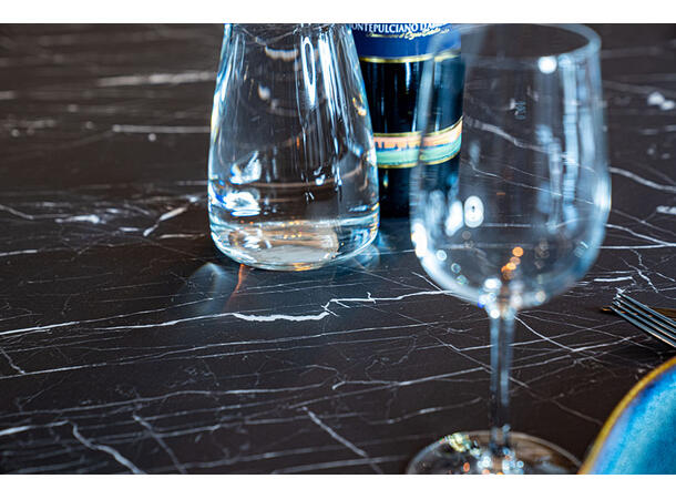 Cover Styl High-resistant Stone HRU50 Nero Marquina  1,22x1m 