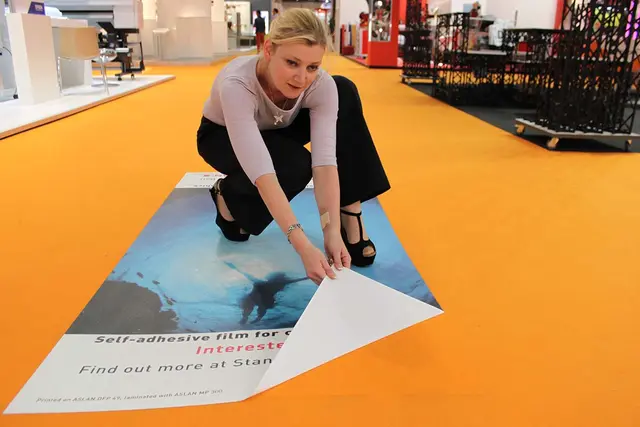 Aslan DFP 49 Wrap The Carpet 150mic 11749DPE 1,37x25m 