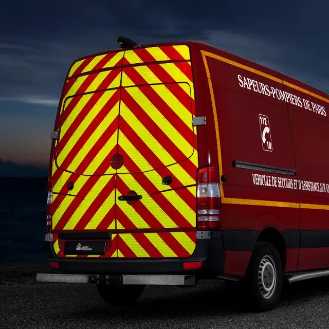 Avery Chevron Refleksfolie Prismerefleks 