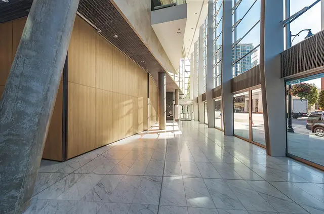 Cover Styl Wood NF46  Rich Eiche  1,22x1m 