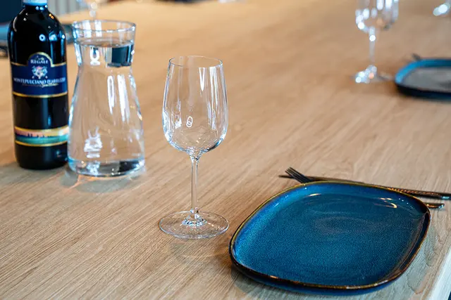 Cover Styl High-resistant Wood HRNF40 Smooth Oak  1,22x1m 