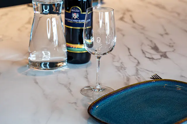 Cover Styl High-resistant Stone HRNE31 Statuary White  1,22x1m 