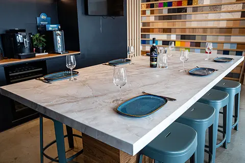 Cover Styl High-resistant Stone HRNE70 Onyx Gold  1,22x1m