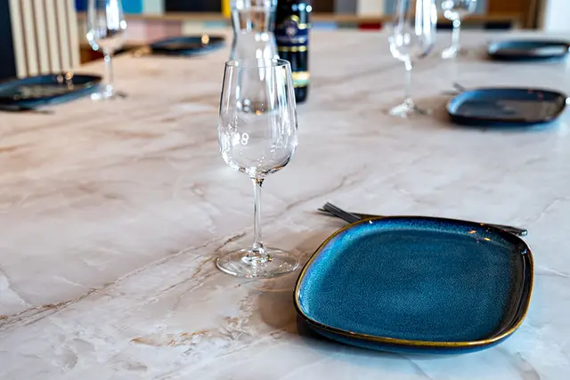 Cover Styl High-resistant Stone HRNE70 Onyx Gold  1,22x1m 