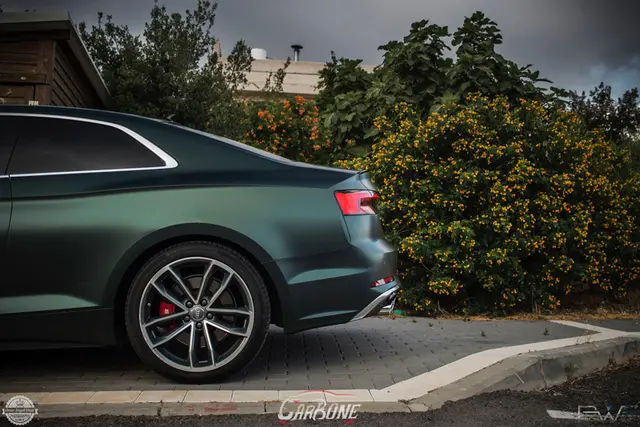 PWF Style CC4031 Matt Smaragd 1,52x25m 