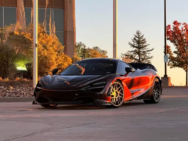 PWF Style CC4168 Black Opalus 1,52x25m 