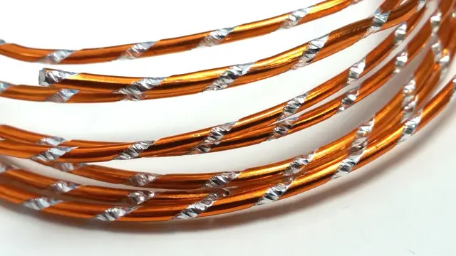 Yellotools WrapBend-it verktøy for forming før kutting 